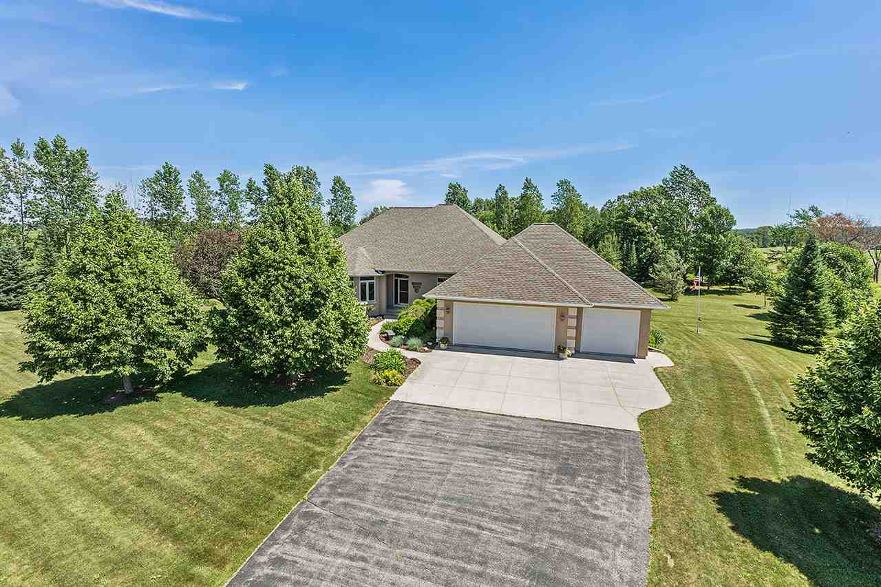 3110 ALCOR, Rockland, WI Starry Realty