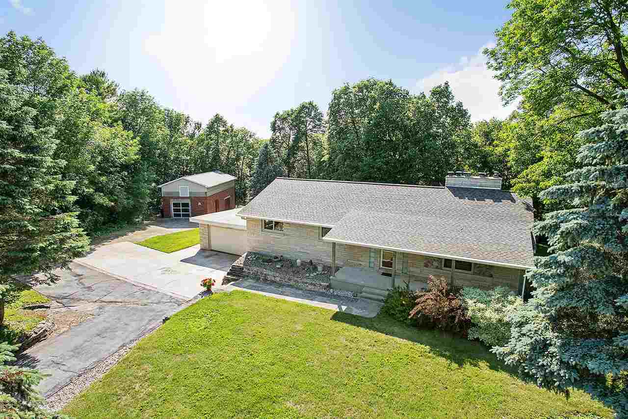 4876 HWY W, Rockland, WI Starry Realty