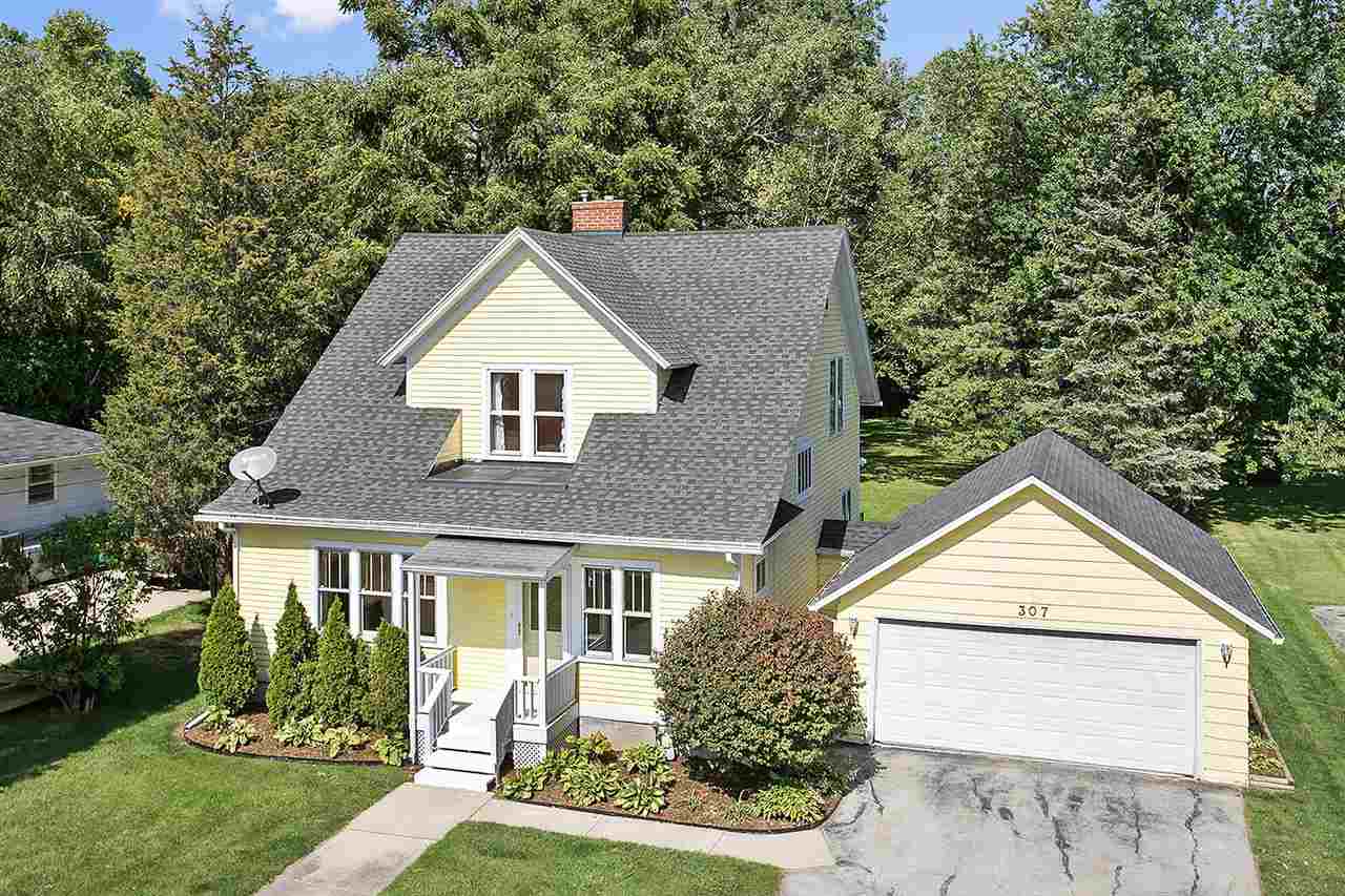 307 KALB, Allouez, WI Starry Realty