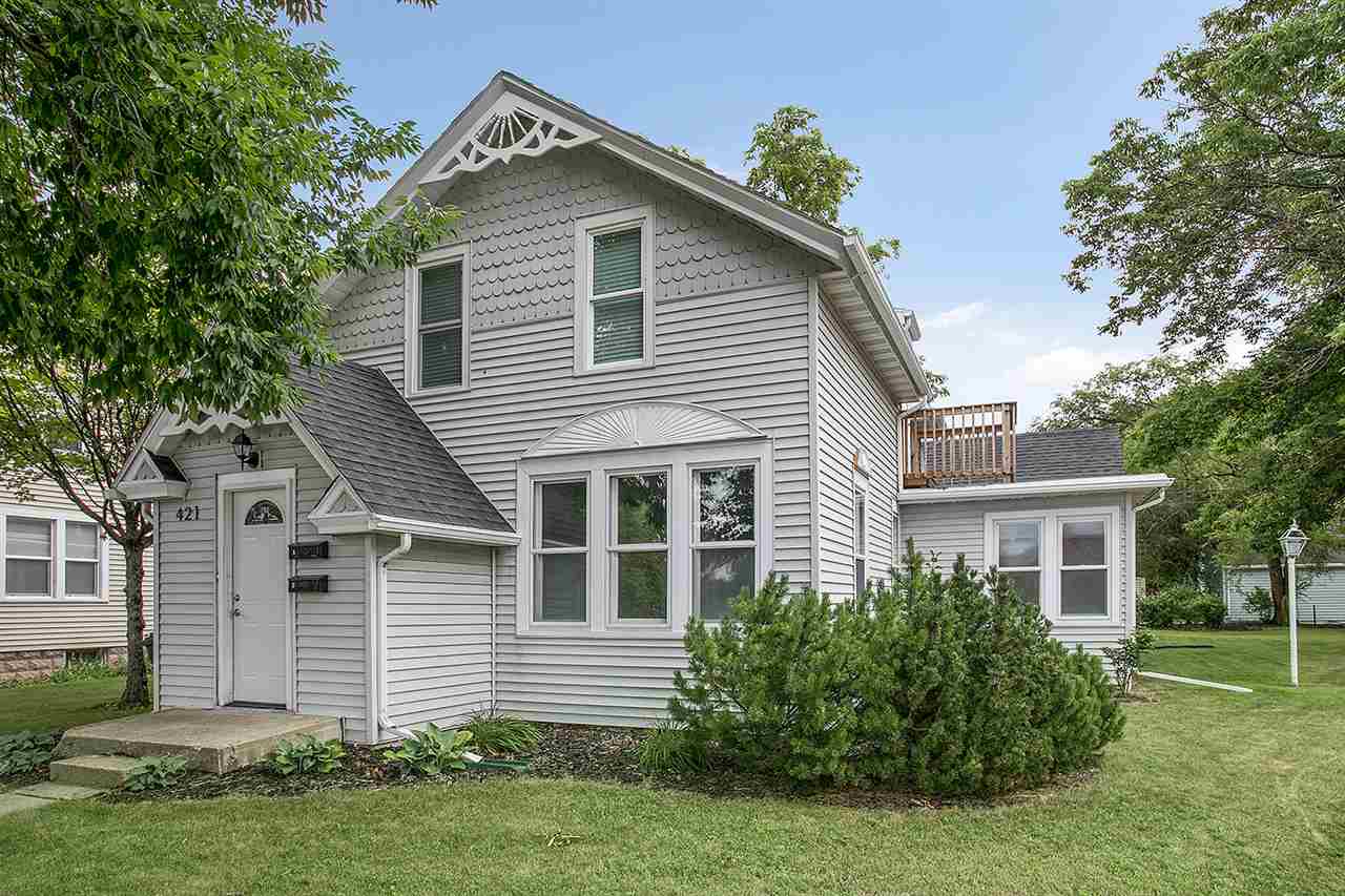 605 MERRILL, De Pere, WI Starry Realty